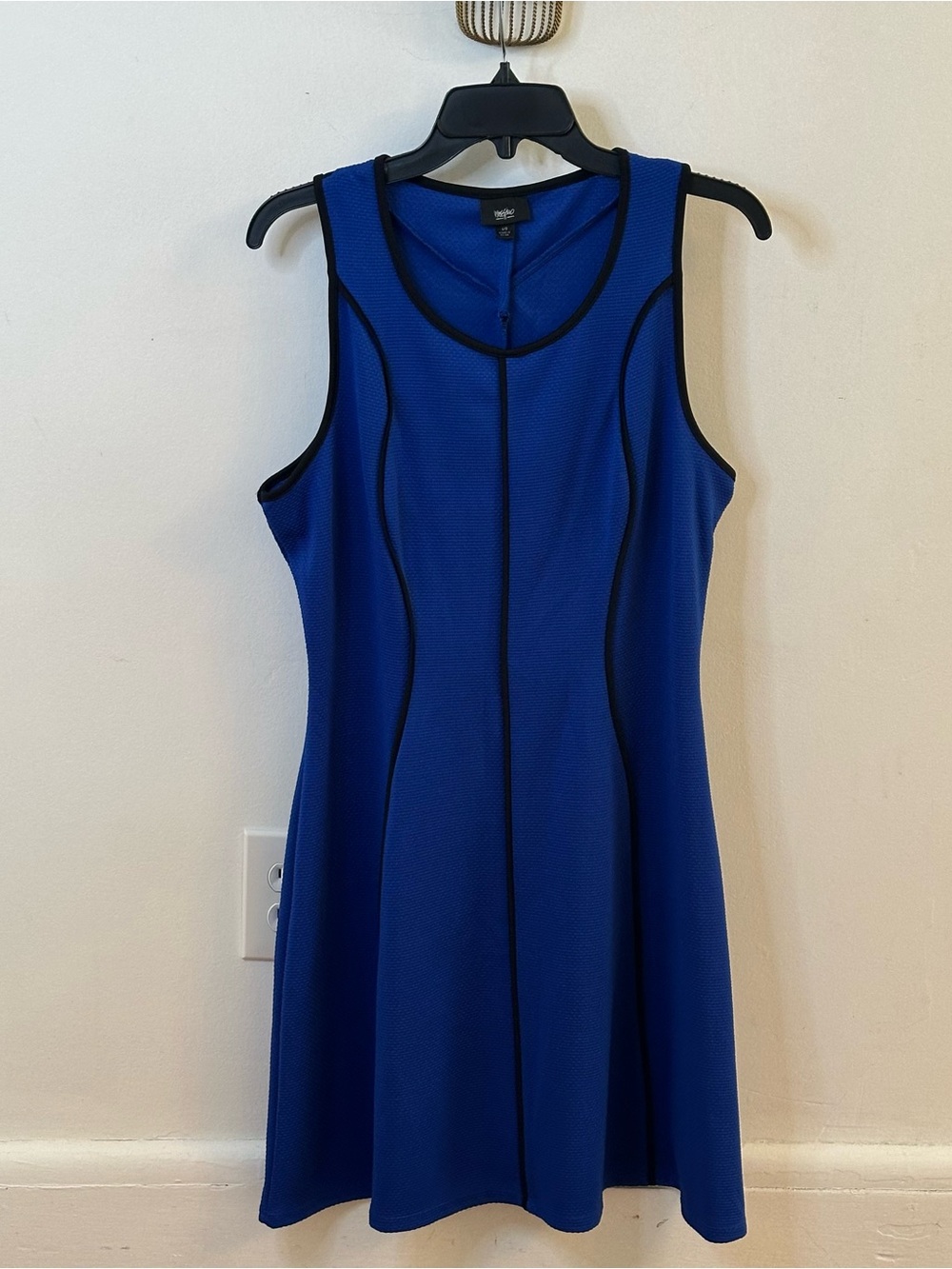 Royal Blue Sleeveless Fit & Flare Dress with Black Piping, Size Large, Casual